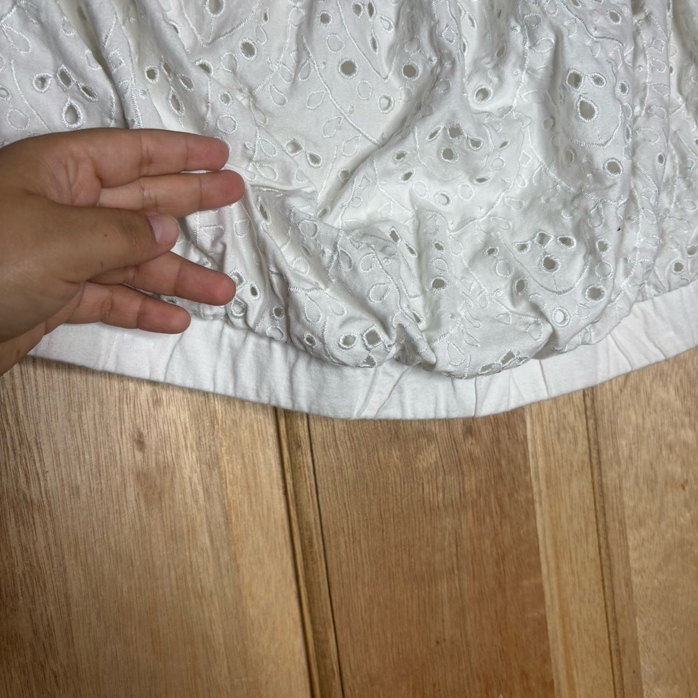 Express women’s white‎ floral top Blouse size L - Picture 2 of 6